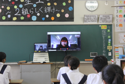 夏休みに入る前の集会の様子